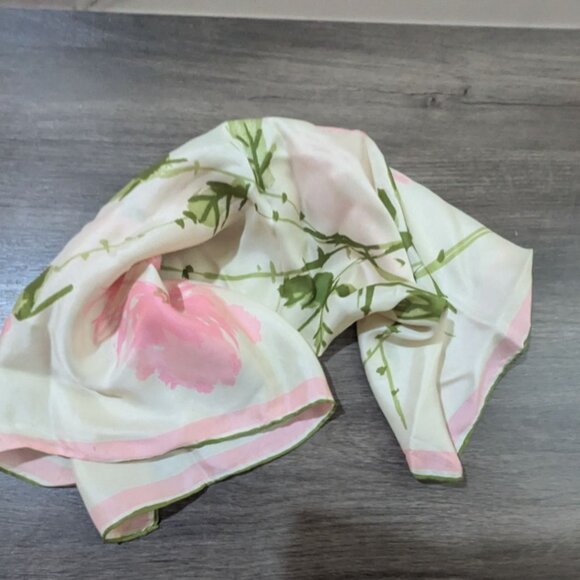 Vintage Vera Floral Silk Rayon Scarf Japan Handrolled 60s Pink Green 22x22 Retro - Picture 3 of 7
